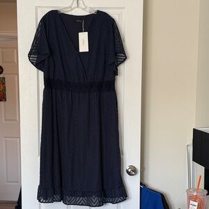 BloomChic Navy Flutter Sleeve Midi Dress